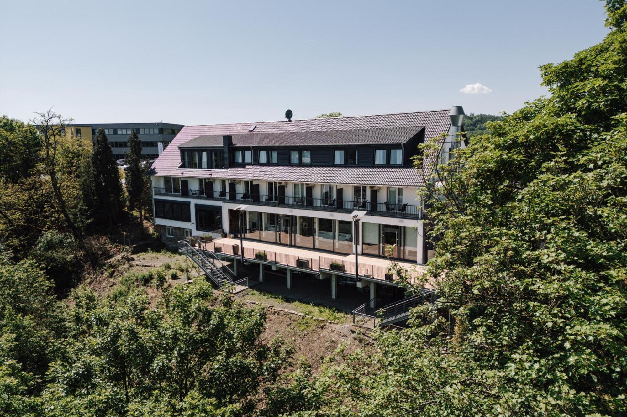 Si-View Einzelzimmer Mit Balkon Zimmer 4 - Hotel Siegen Luaran gambar